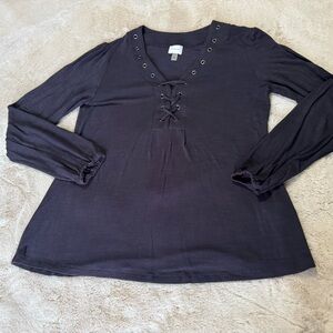 Cupio lace front top. Size M